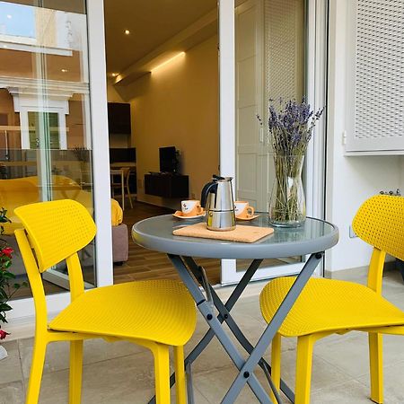 Domus13-With Private Parking Apartamento Bari Exterior foto